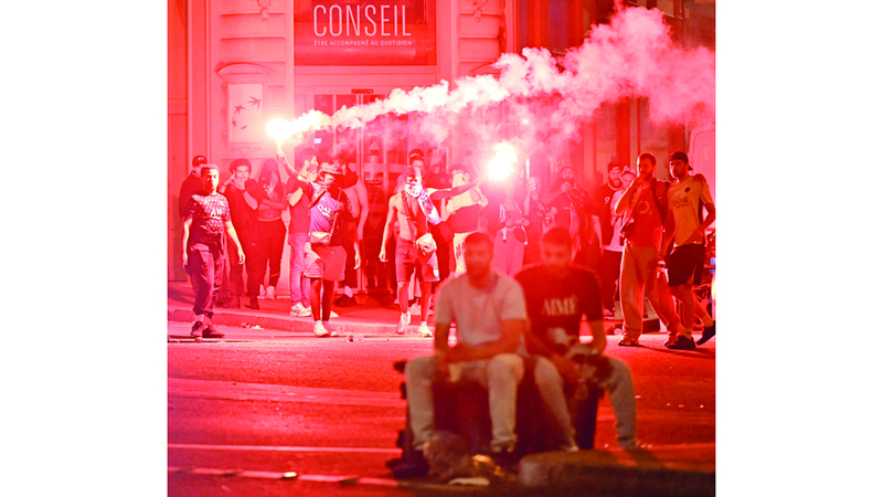 قتيلان و559 موقوفاً في احتفالات باريس بدوري أبطال أوروبا