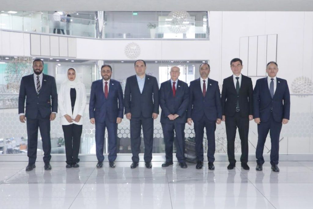 جامعة حمدان بن محمد الذكية تعزز حضورها الدولي ببحث آفاق التعاون الأكاديمي مع المؤسسات التعليمية في أوزبكستان