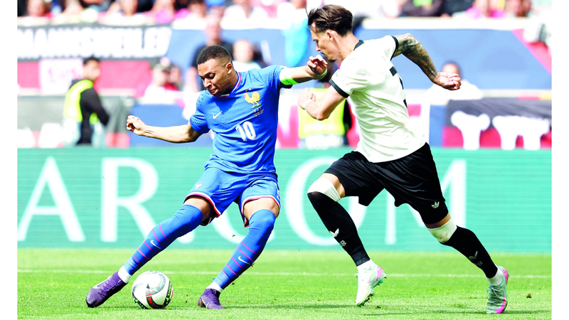 «الديوك» ثالث دوري الأمم الأوروبية