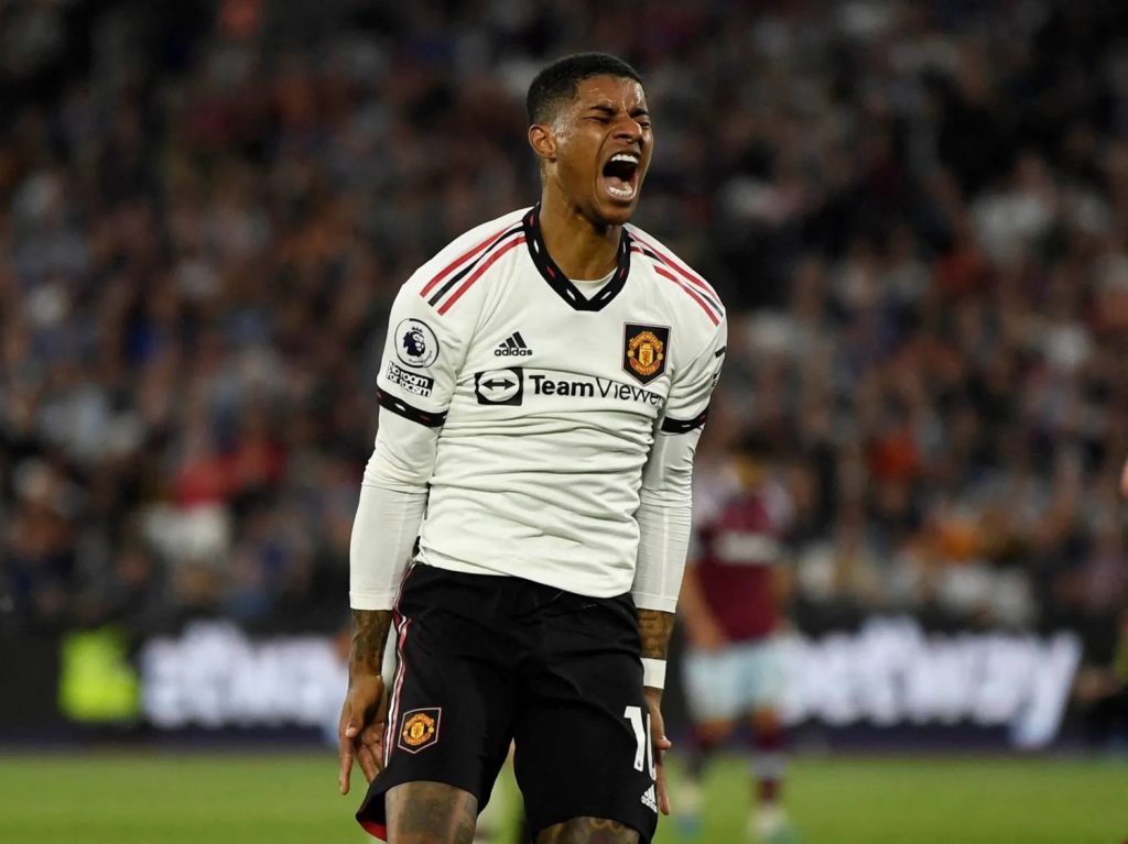 راشفورد أهم أهداف برشلونة