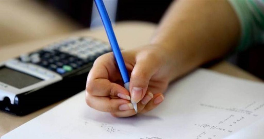 بالصور: إجابات امتحان اللغة الإنجليزية 2025 في الأردن