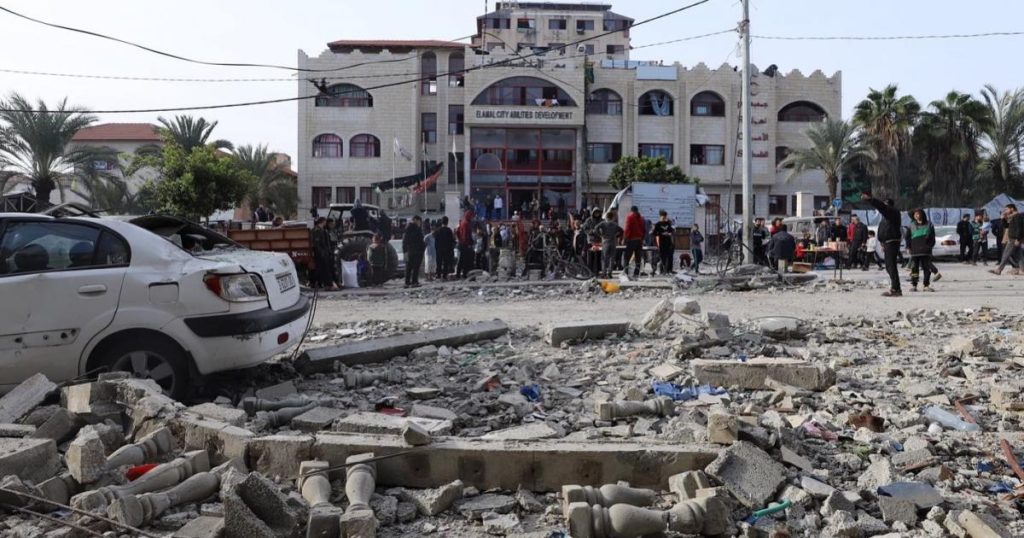 خروج مستشفى الأمل في خانيونس عن الخدمة