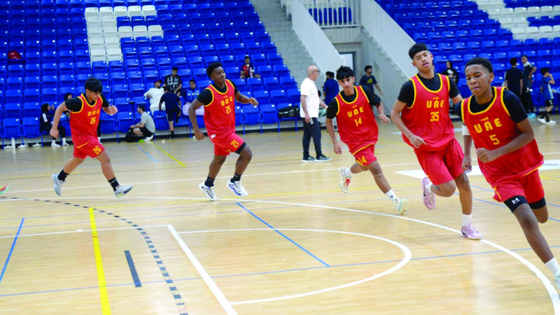 «الأبيض الصغير» يدشن «خليجي السلة» بلقاء الكويت