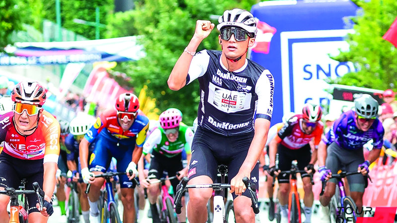 «الإمارات للدراجات الهوائية» يتألق في طوافي النمسا وفرنسا