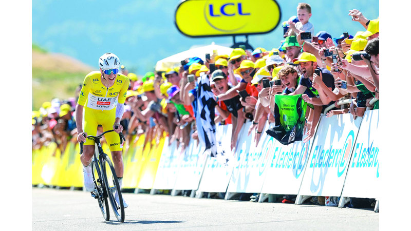 بوجاتشار يمنح «الإمارات للدراجات» الفوز الثاني في طواف فرنسا