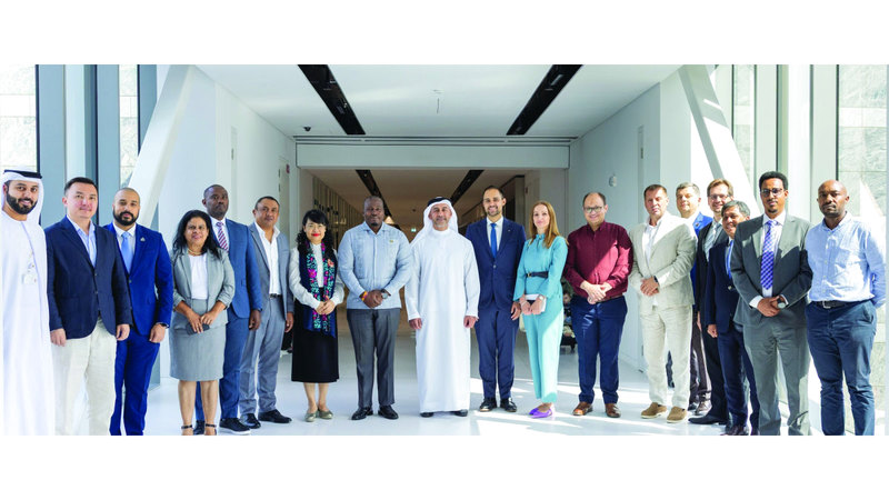 الإمارات تطلق البرنامج الدولي للقيادات الصحية