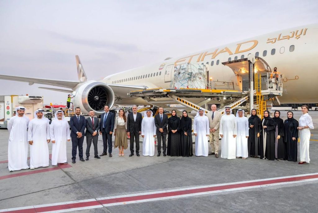 بدء التشغيل الفعلي للمركز الإقليمي لتوزيع اللقاحات في أبوظبي