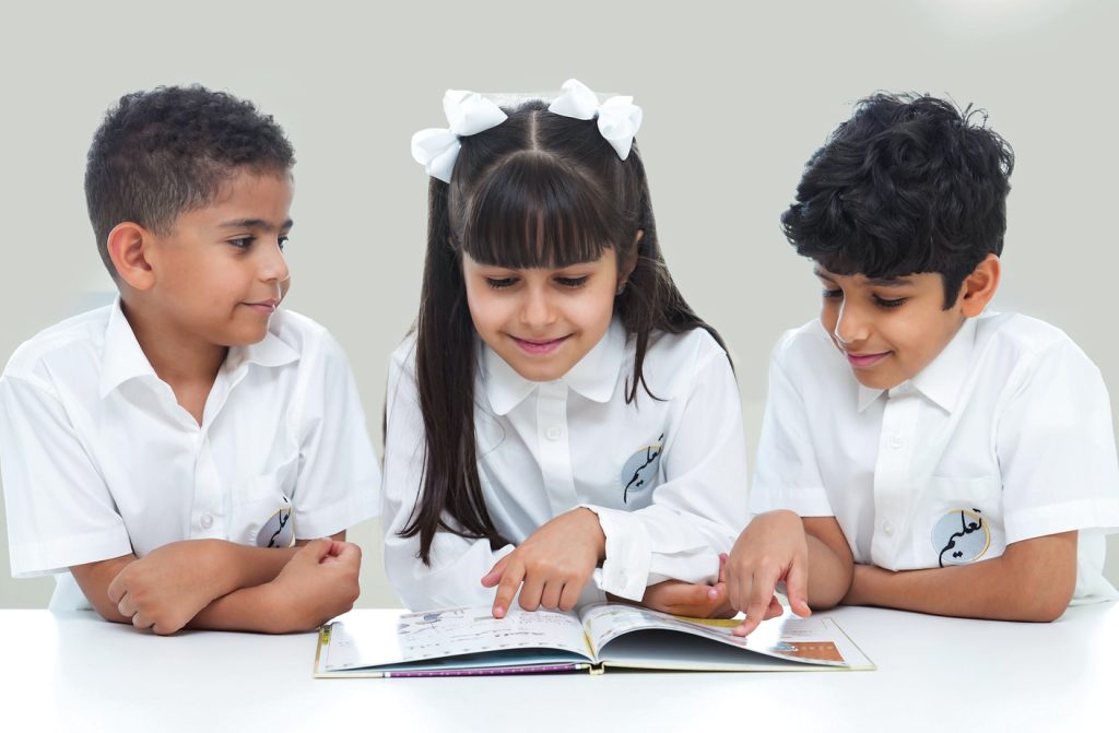 «التربية» تعلن التقويم الأكاديمي التفصيلي بالمدارس الحكومية والخاصة 2025 – 2026