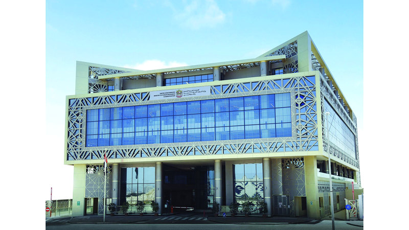 إغلاق 77 حساباً على «التواصل» تزاول استقدام العمالة دون ترخيص