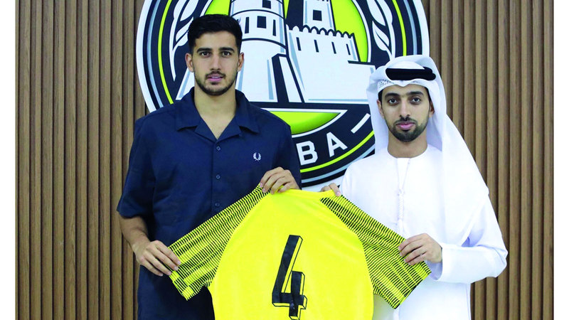 كلباء يتعاقد مع اللاعب الإيراني سامداليري