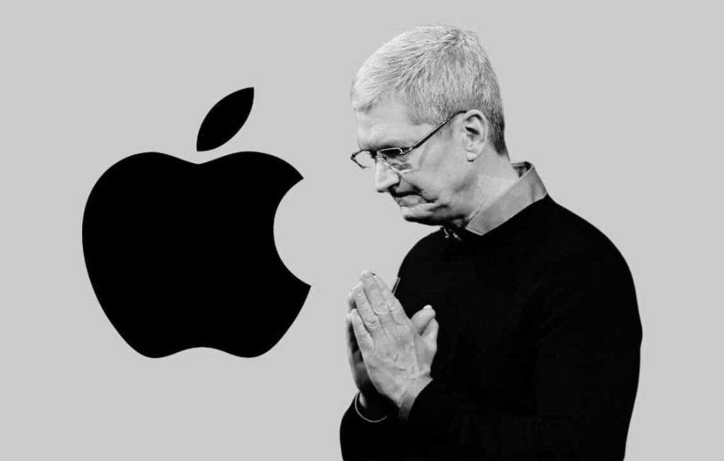 مطالب بتغيير قيادة آبل.. هل اقتربت نهاية تيم كوك؟