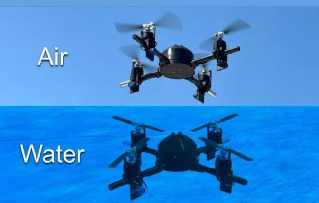 قفزة تقنية في عالم المسيّرات.. تطوير طائرة مسيّرة هجينة تجمع بين الطيران والسباحة