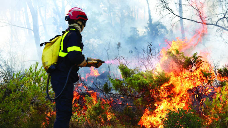 أكبر حريق غابات في فرنسا منذ 1949 «خارج السيطرة»