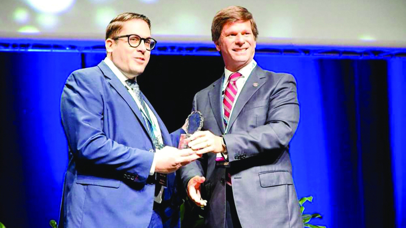 بروفيسور في جامعة خليفة يسهم في تطوير علاجات لـ «الثلاسيميا»