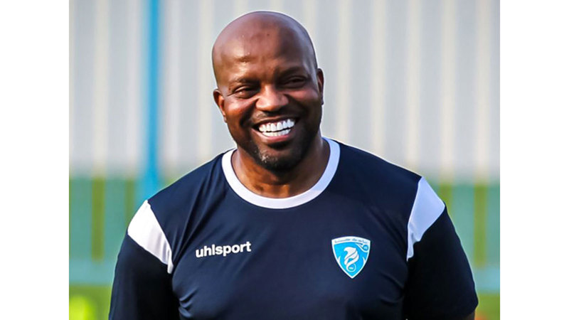 وليد عبيد: 9 أندية تتنافس على التأهل إلى «المحترفين»