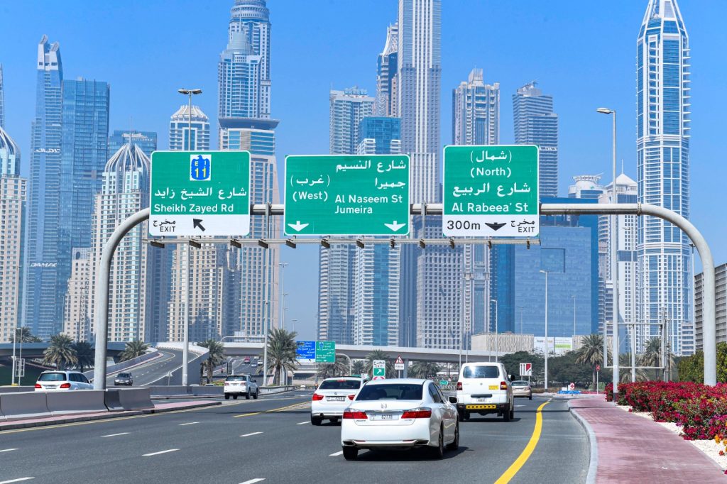 «طرق دبي» تطلق منصة رقمية ذكية لمراقبة وتحليل الحركة المرورية في الإمارة