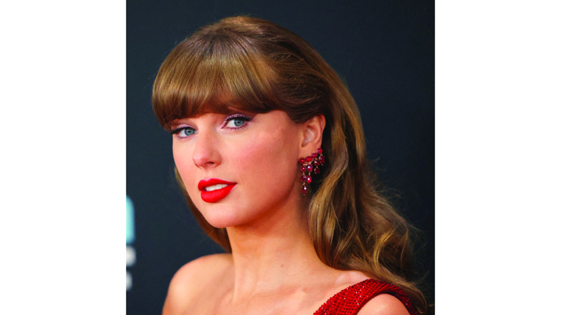 تايلور سويفت تكشف عن ألبومها الجديد