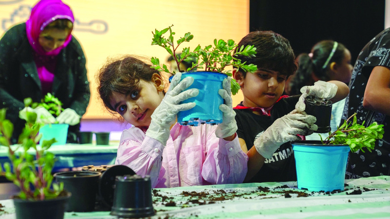 «عالم مدهش 2025».. 24 ورشة تفاعلية للأطفال المبدعين