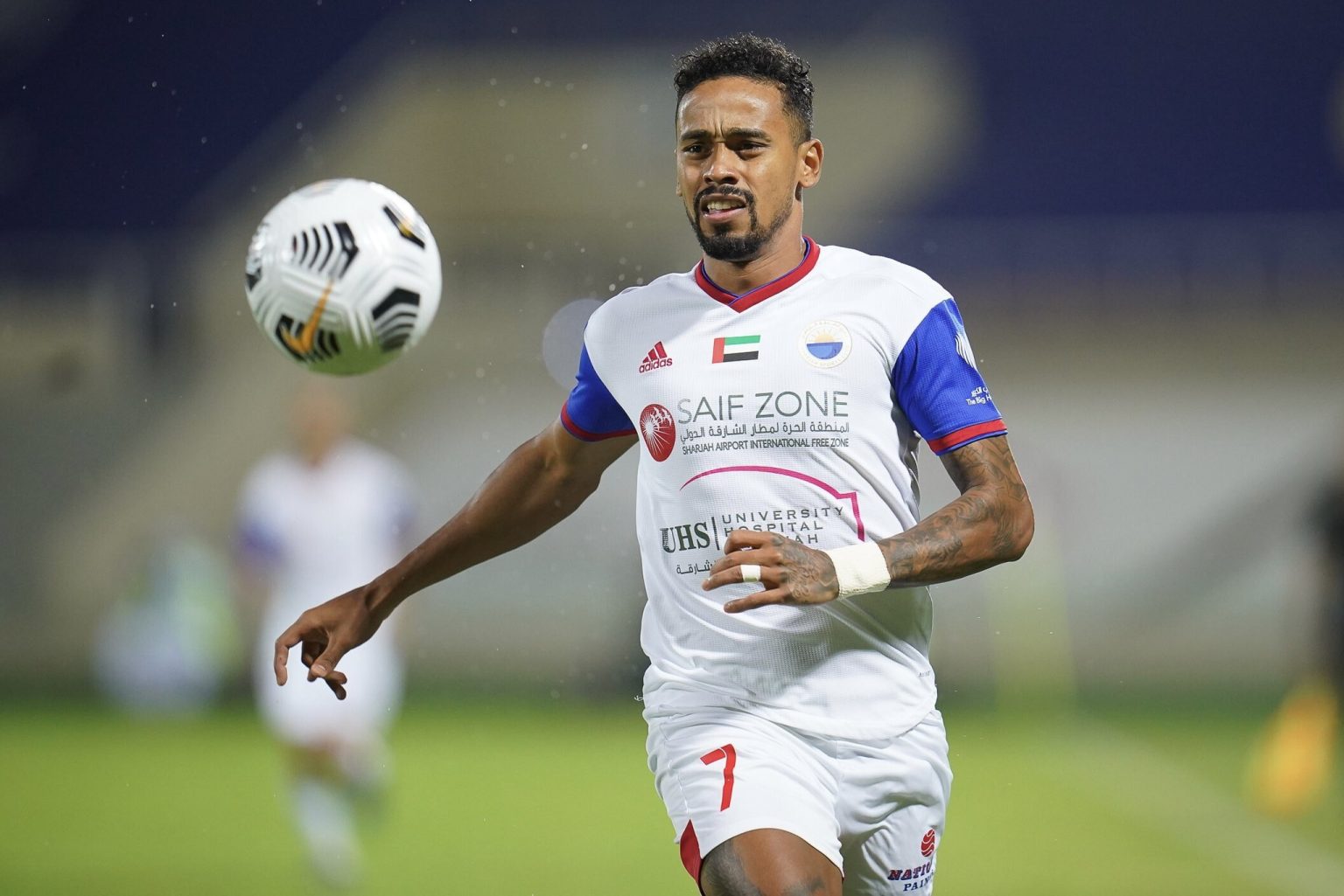 الشارقة يكشف طبيعة إصابة كايو لوكاس.. ومدة غيابه عن الملاعب