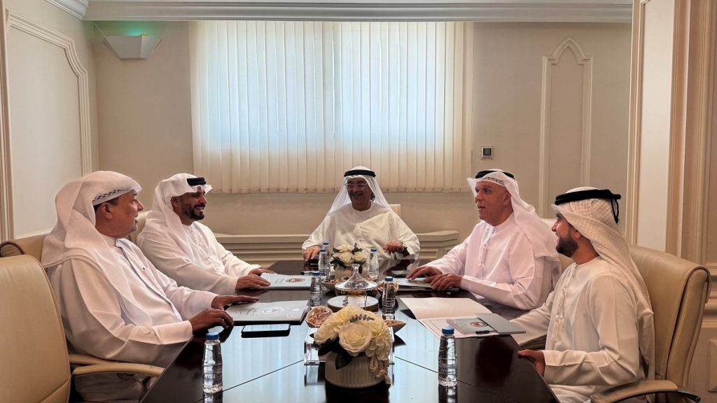 أيام الشارقة المسرحية: وبدأ التحضير للدورة المقبلة