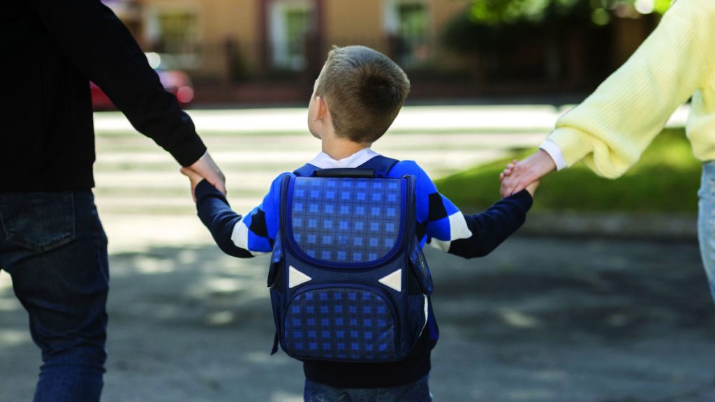 مرونة في دوام موظفي الحكومة لـمـرافـقـة أبنائهم إلى المدارس