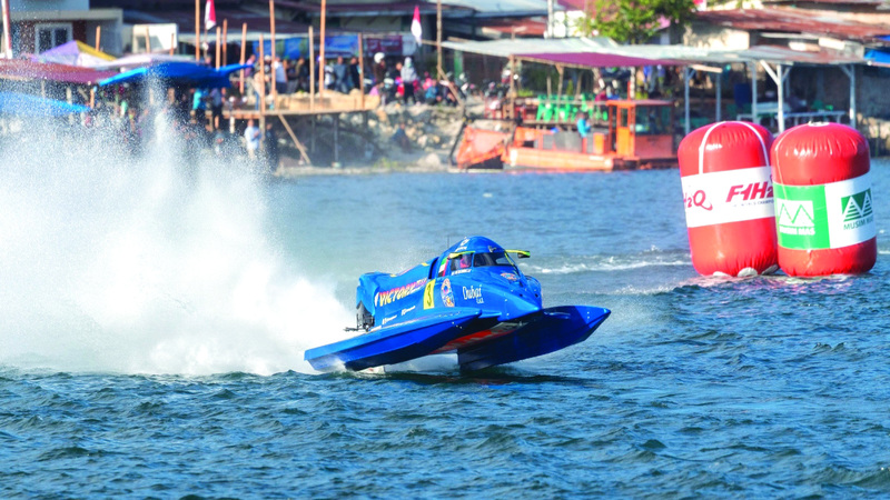 زوارق الإمارات تتصدر «سباقات السبرنت» في مونديال الفورمولا1