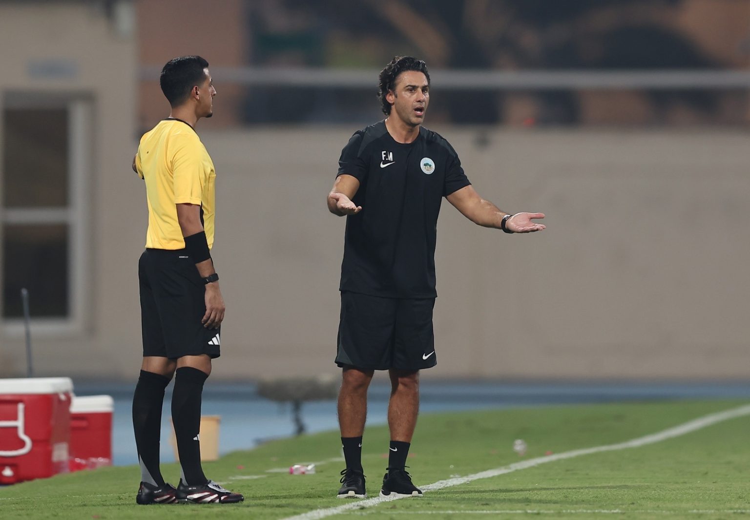 مدرب البطائح يعلق على خوض الدقائق الأخيرة لمباراة خورفكان بـ10 لاعبين “اضطرارياً”!