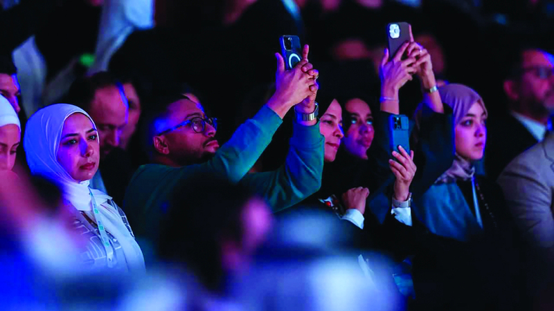 مقر المؤثرين يستقطب «النخبة».. 2415 عضواً فعالاً من 147 دولة