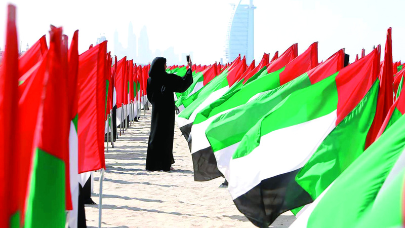 الشيخة فاطمة: المرأة الإماراتية القلب النابض للمجتمع ونواة تماسكه