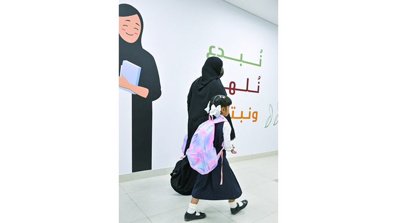 المرأة الإماراتية.. شكراً راعية الأمل