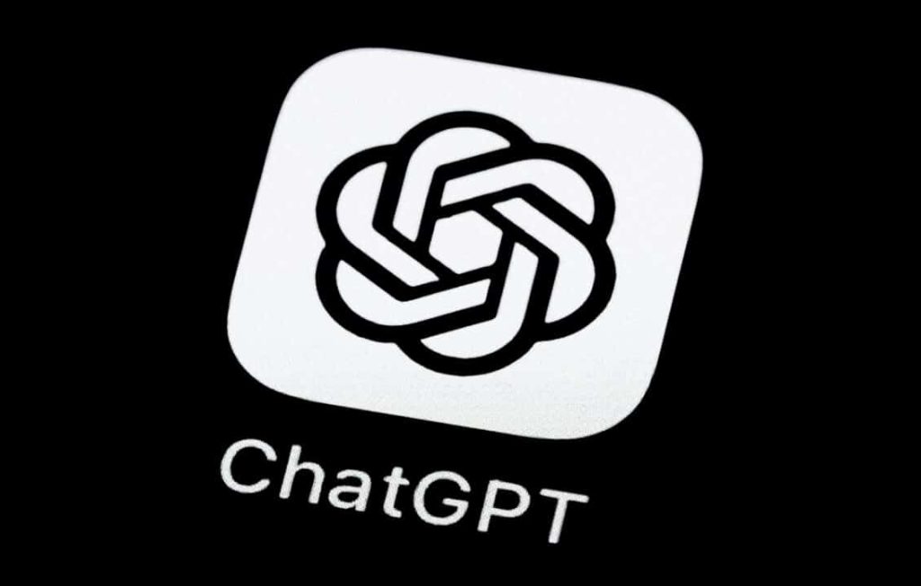 دراسة.. ChatGPT يهيمن على سوق روبوتات الدردشة الذكية بلا منافسة