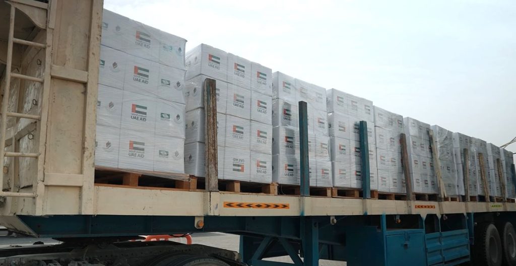 “سفينة المساعدات الإماراتية” تبحر محملة بـ 2500 طن من المواد الغذائية والإيوائية والطبية لإغاثة الشعب الأفغاني