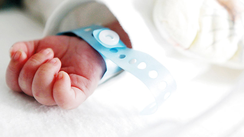 دعوى طلاق بين زوجين بسبب فشلهما في الإتفاق على اسم طفلهما