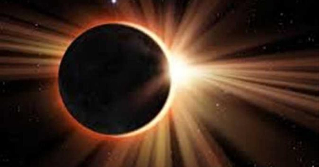 هل خسوف القمر من علامات الساعة – إليك الدليل !!