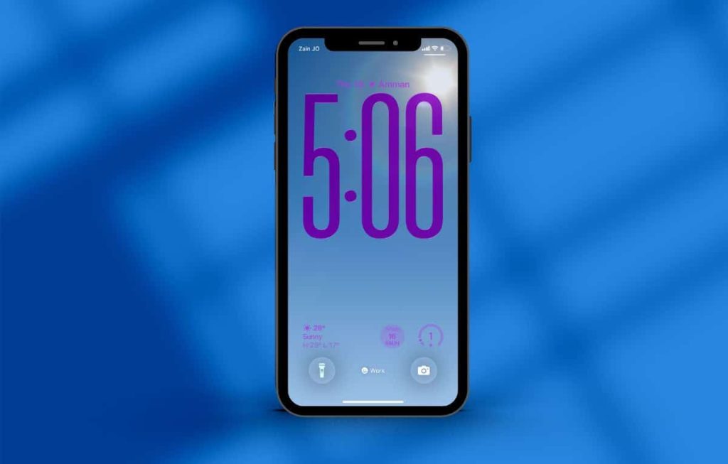 كيفية استخدام مزايا تخصيص شاشة القفل الجديدة في iOS 26