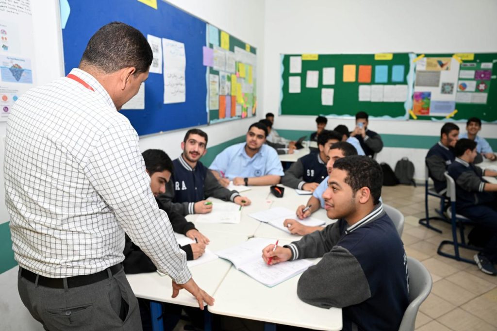 «التربية»: آلية جديدة لسداد رسوم الطلبة المقيمين في المدارس الحكومية