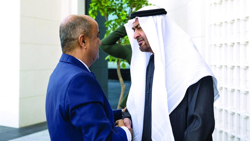 رئيس الدولة: ندعم كل ما يُحقق تطلعات الشعب اليمني نحو التنمية والأمن والاستقرار