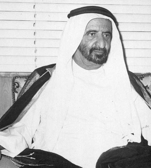 مكتوم بن محمد: رحم الله الشيخ راشد بن سعيد.. رحل جسده وبقي إرثه وأثره