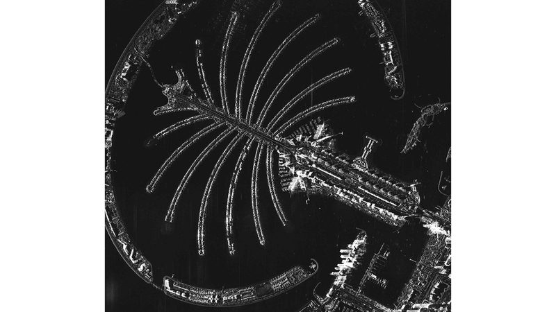 «محمد بن زايد سات» و«اتحاد سات» يلتقطان صوراً لمعالم دبي وأبوظبي