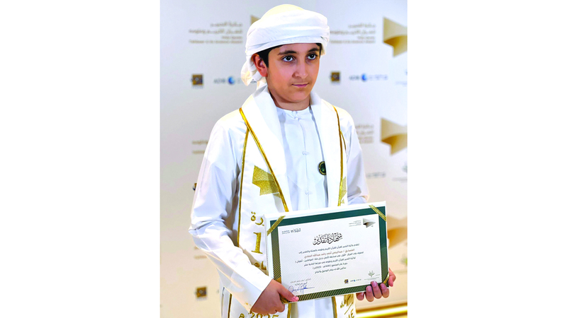 الطفل عبدالرحمن الحمادي: فخور بإشادة محمد بن راشد.. وأحلم بإمامة جامع الشيخ زايد