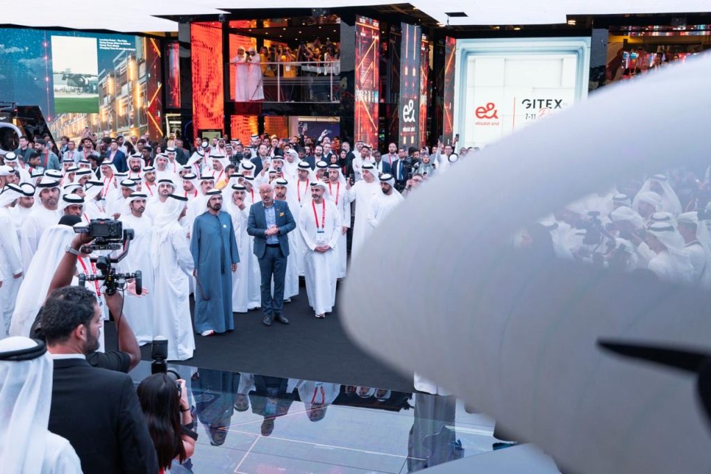 محمد بن راشد: فخور بوطني الذي استطاع أن يجمع العالم في “جايتكس”