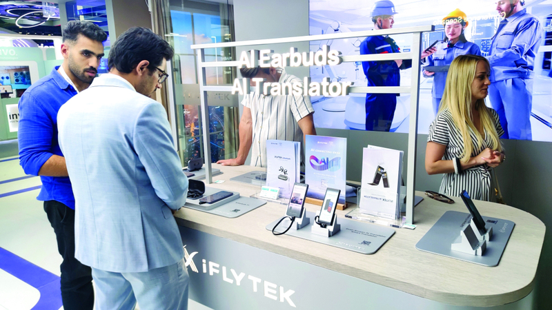 «الترجمة الفورية الذكية» ساحة للتنافس بين شركات التقنية في «جيتكس»