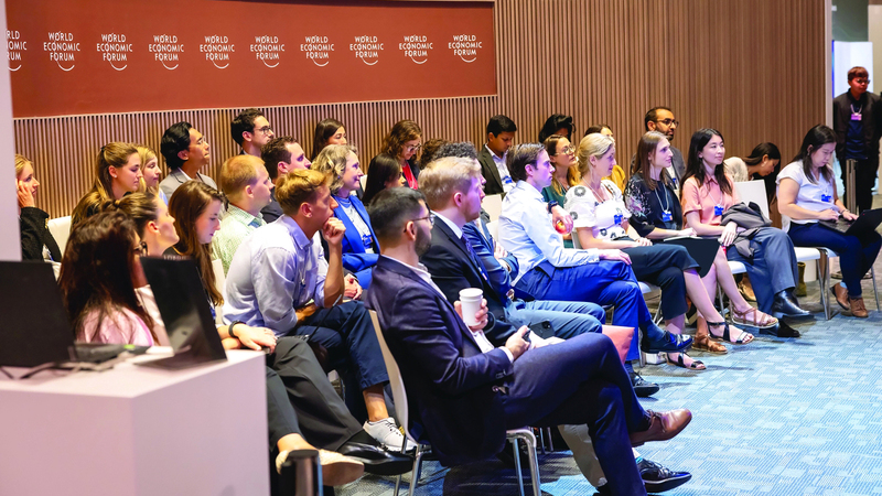 خبراء يدعون إلى استراتيجيات استباقية لمواجهة التحديات السيبرانية