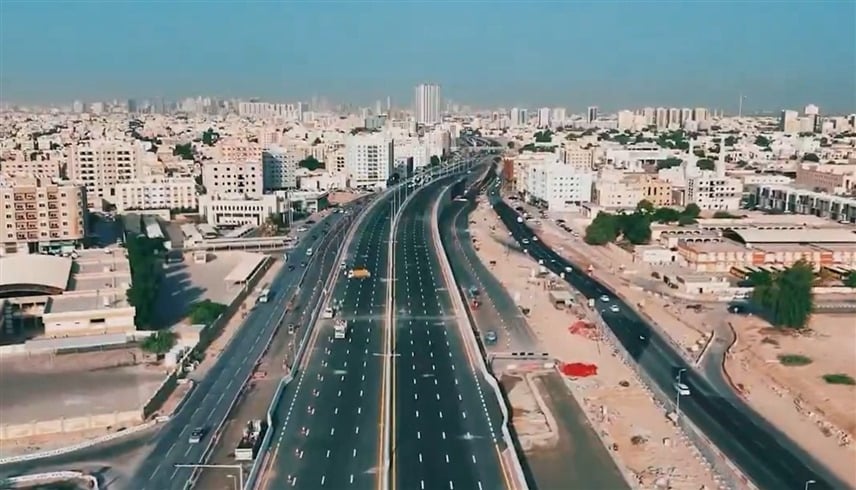 افتتاح جزئي لجسر الحميدية على شارع الشيخ زايد في عجمان