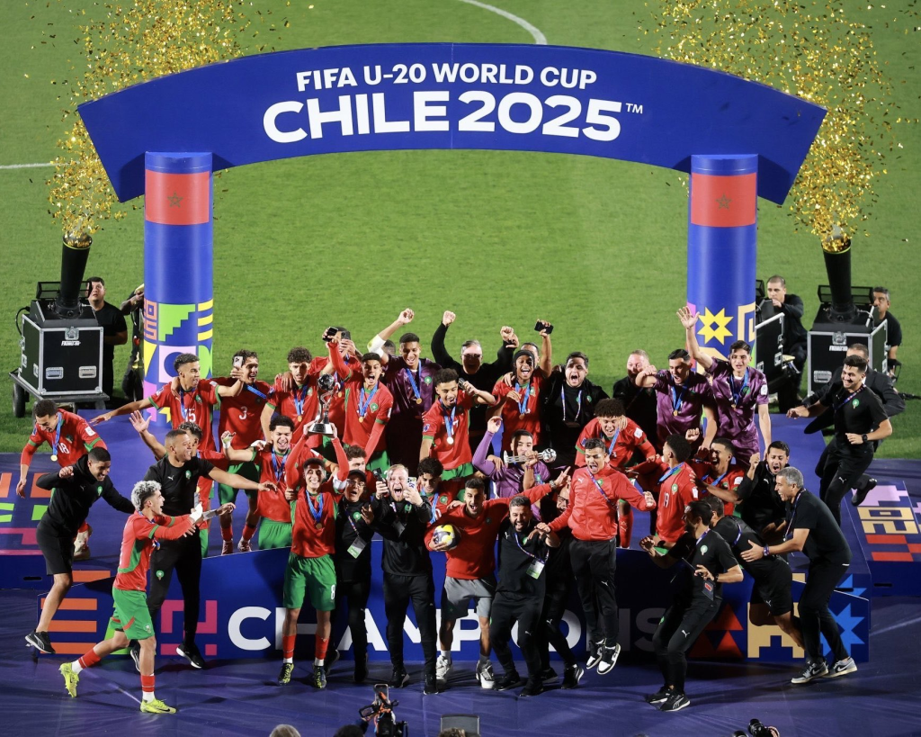 محمد بن راشد: نهنئ الشعب المغربي الشقيق والملك محمد السادس بالفوز بكأس العالم للشباب