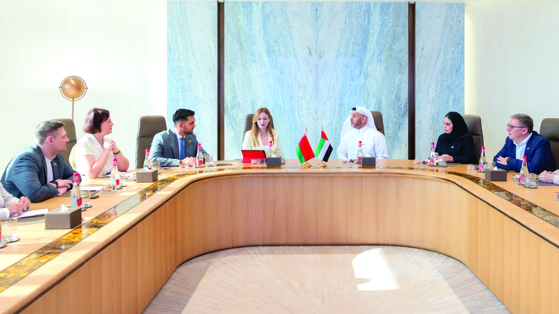 وفد بيلاروسي يستلهم تجارب حكومة الإمارات في الذكاء الاصطناعي