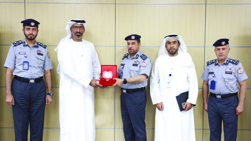 شرطة أبوظبي: حريصون على الابتكار في تطوير الخدمات القانونية