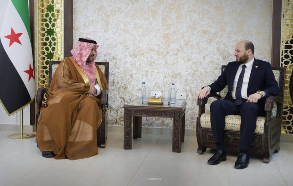 من إدارة الأزمة إلى التحول الأخضر.. كيف يستفيد قطاع الطاقة السوري من الخبرات السعودية في مشاريع الطاقة المتجددة؟