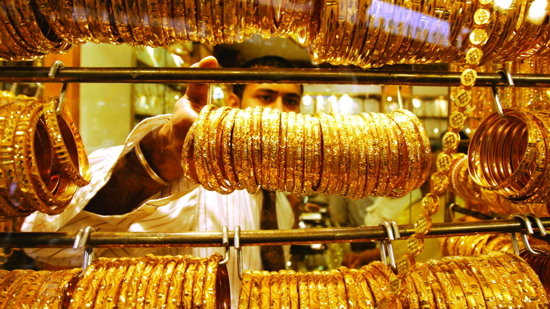 «ديوالي» وانخفاض الأسعار يرفعان الطلب على مبيعات المشغولات الذهبية