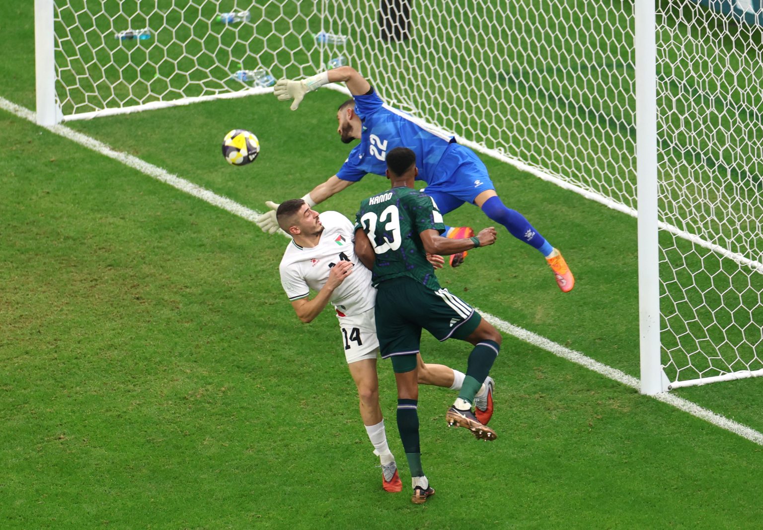 السعودية إلى نصف النهائي.. وفلسطين تودع كأس العرب بشرف